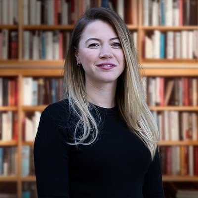 Nihan  YARMACI GÜVENÇ